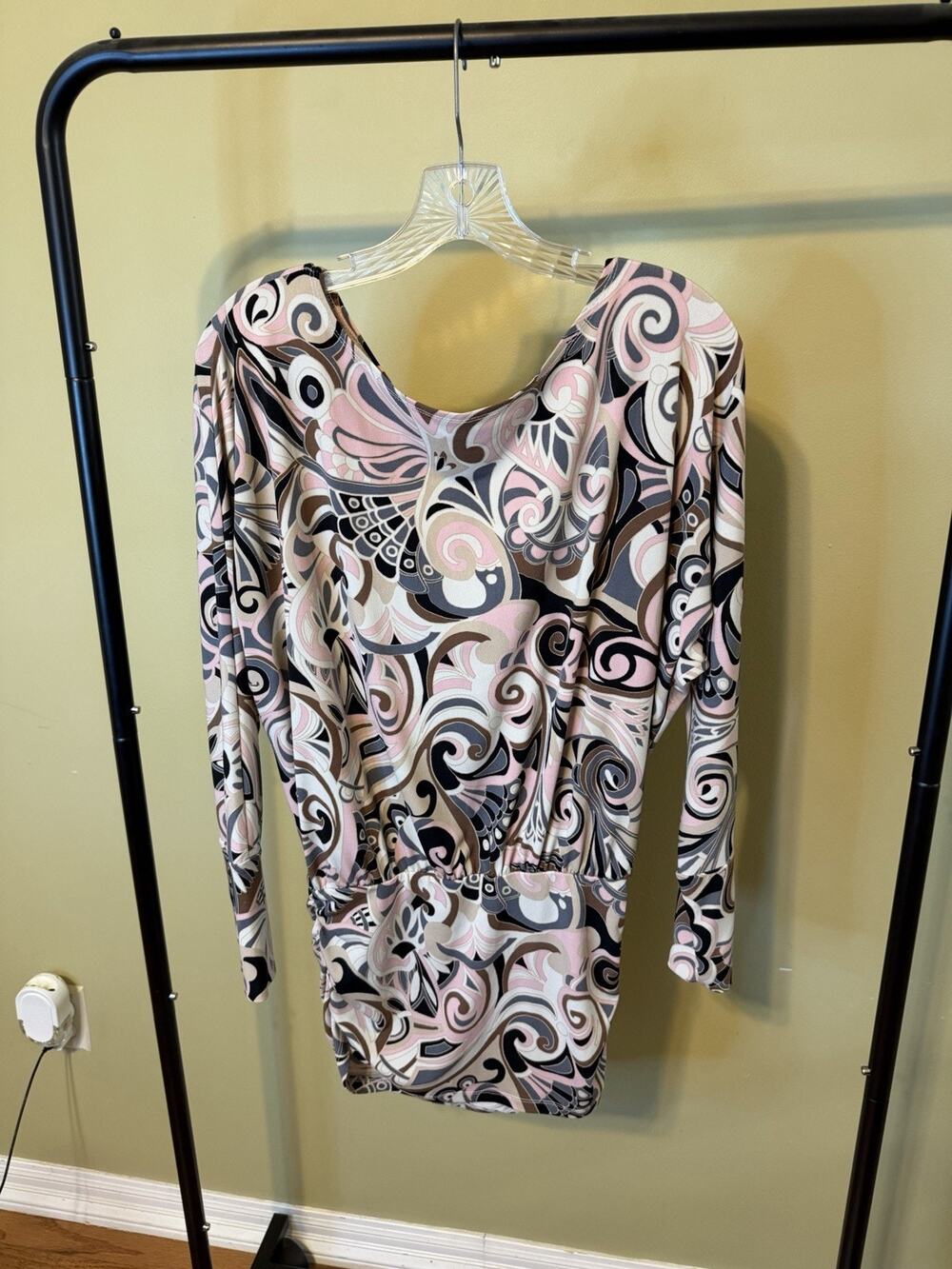 Boston Proper Multi-Colored Abstract Print Top Size Small